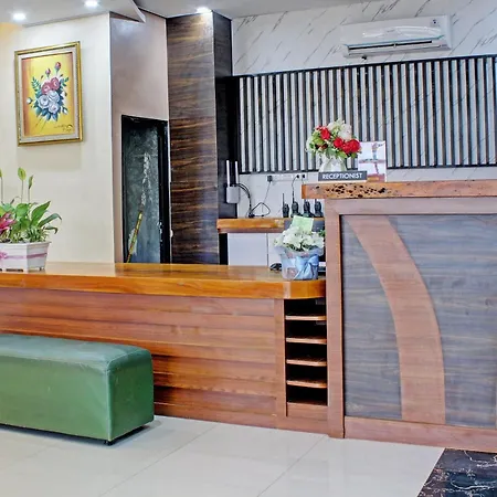 Capital O 92583 Raja Soeta Hostel Syariah-3